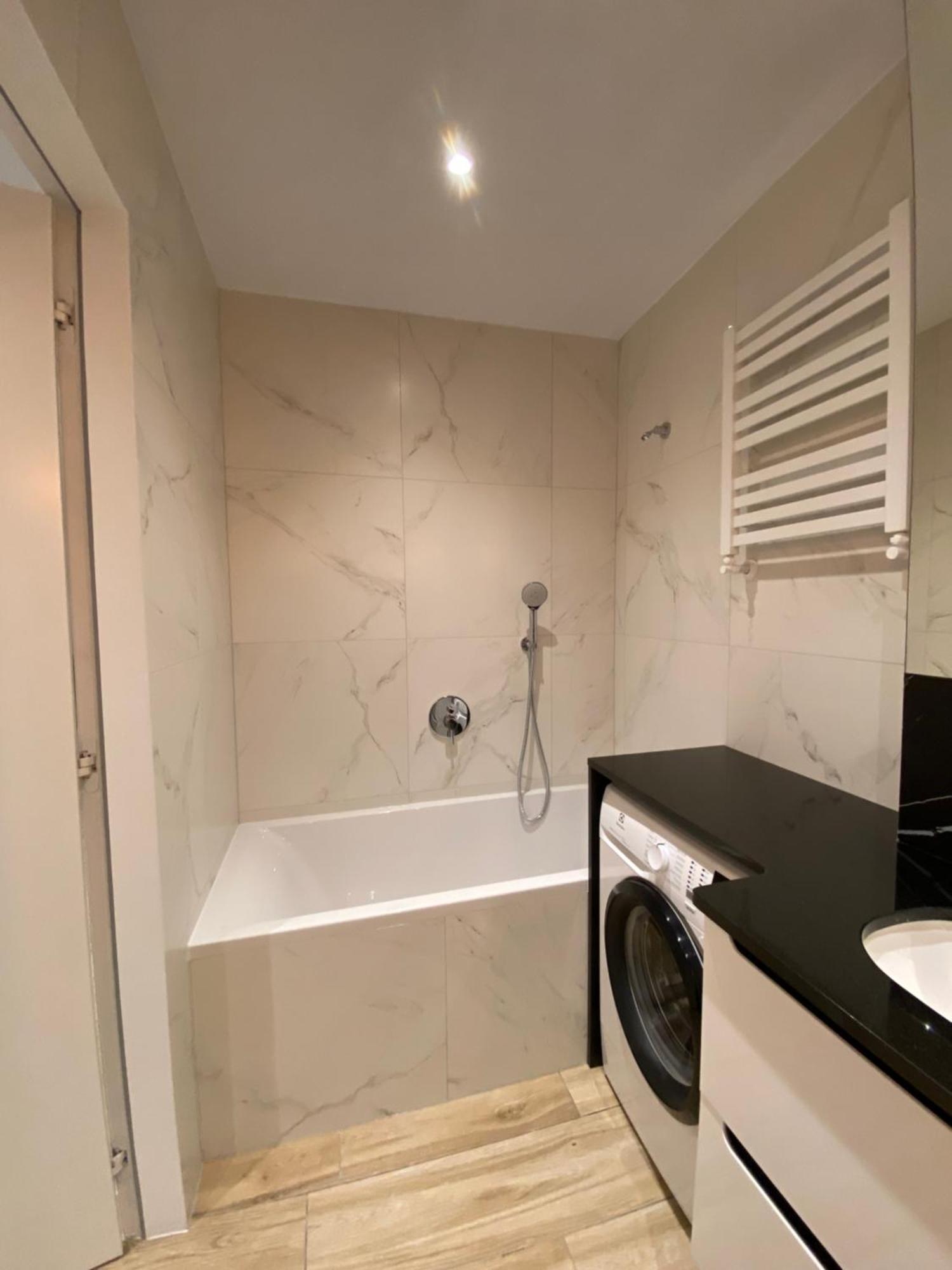 Nice To Host You - Old Town Apartment วอร์ซอ ภายนอก รูปภาพ