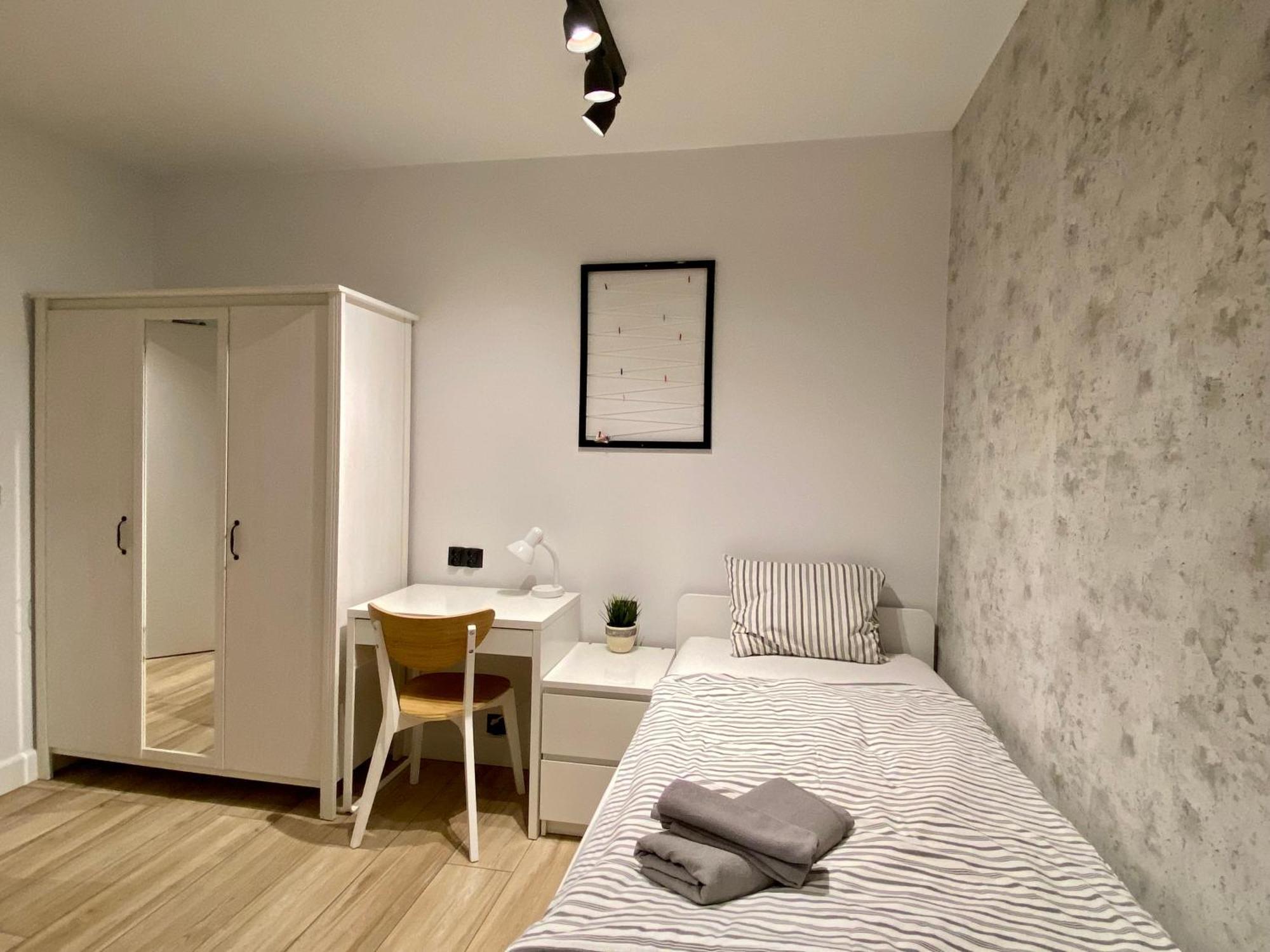 Nice To Host You - Old Town Apartment วอร์ซอ ภายนอก รูปภาพ