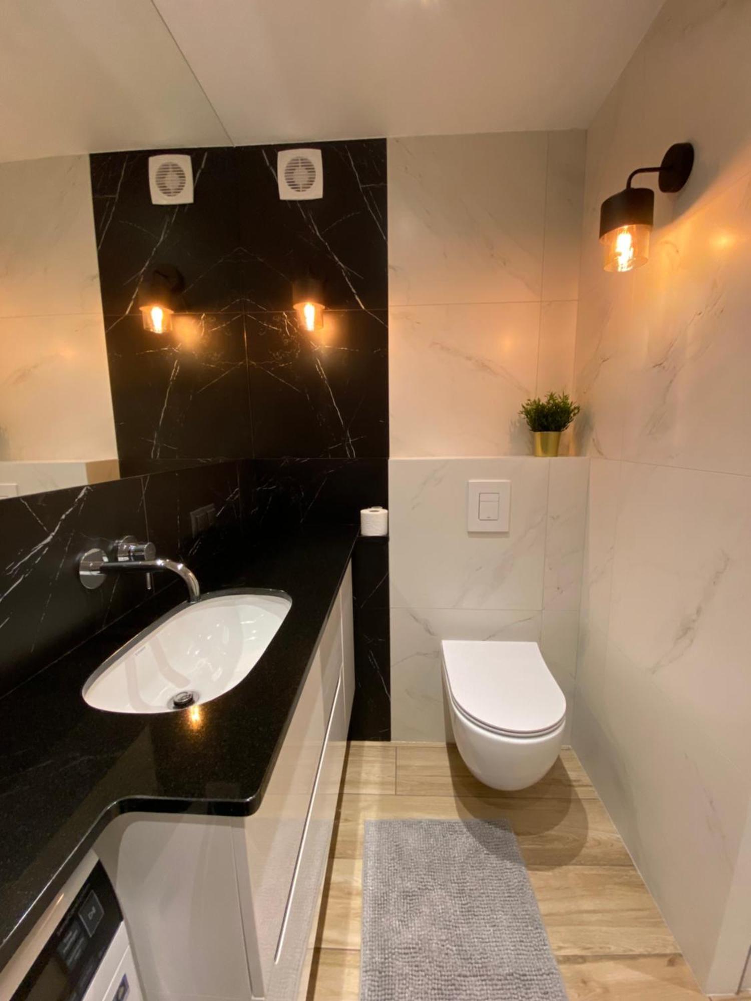 Nice To Host You - Old Town Apartment วอร์ซอ ภายนอก รูปภาพ